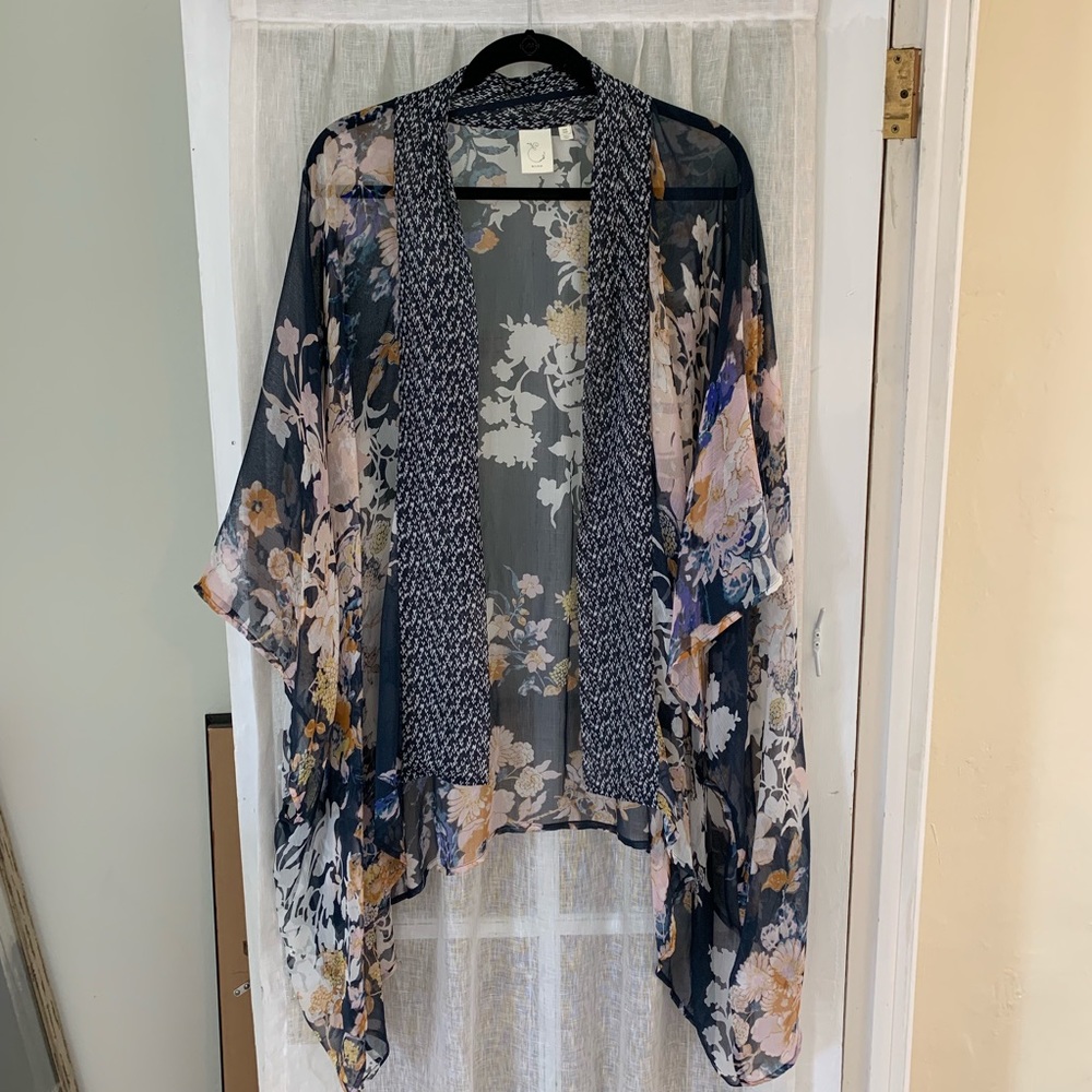 Anthropologie sheer floral kimono